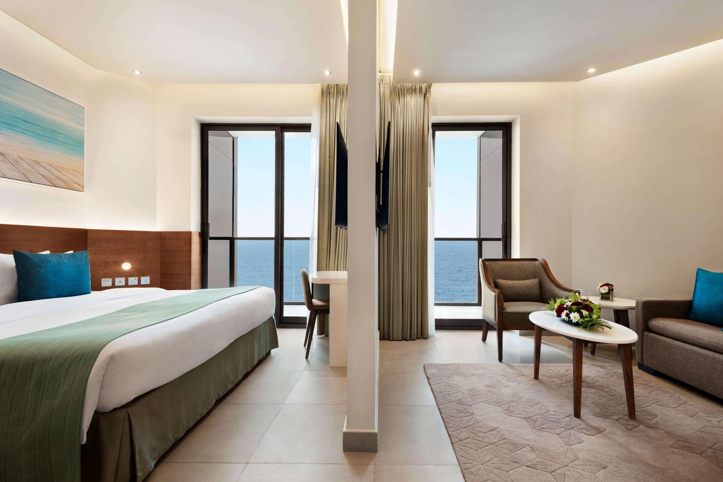 Wyndham Garden Ajman Corniche Otel Dış mekan fotoğraf